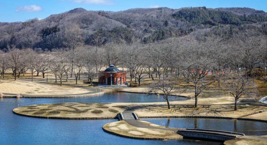 陸奧湖畔公園